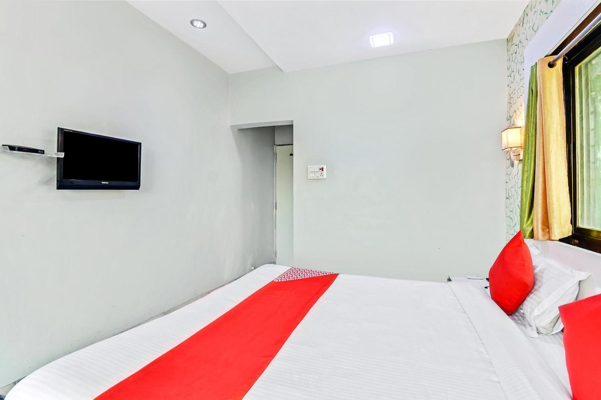 OYO 61308 Hotel Rw International Hingoli Esterno foto