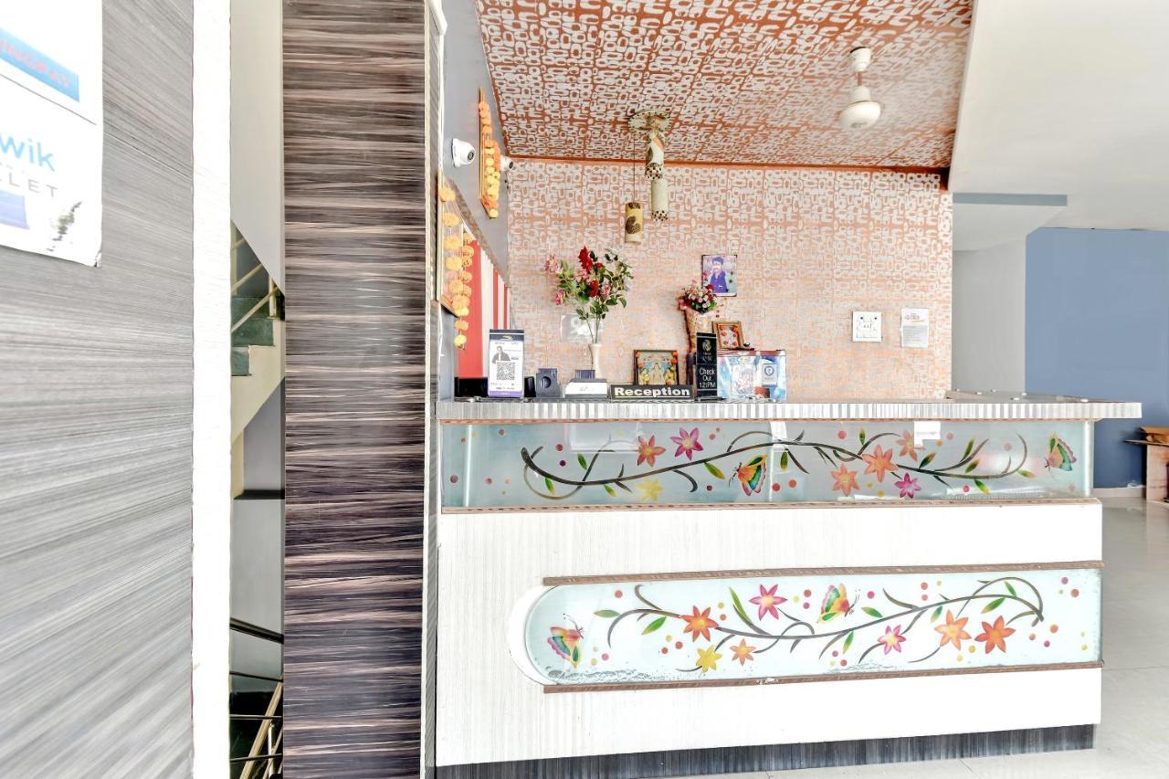 OYO 61308 Hotel Rw International Hingoli Esterno foto